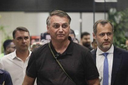Bolsonaro diz esperar que Trump ajude a reverter sua inelegibilidade