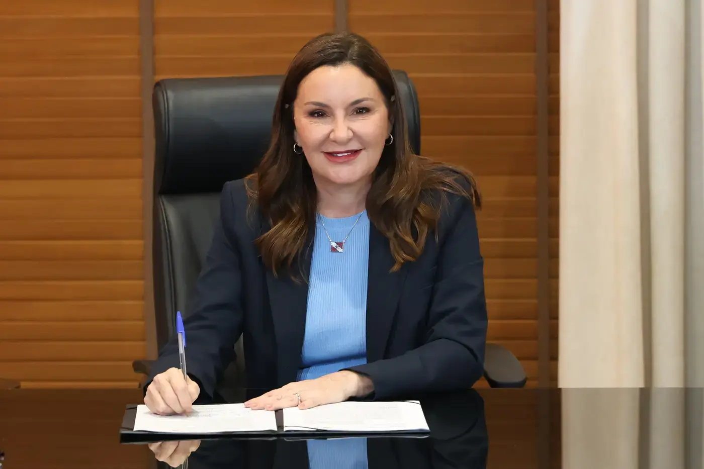 Governadora Hana Ghassan assina convênio para nova orla de Vigia