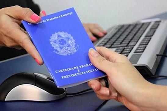Brasil abre mais de 145 mil vagas de emprego em junho; setor de serviços impulsiona mercado formal
