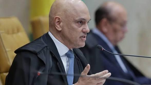  neste sábado (11), em Brasília, a soltura do ex-prefeito de Belford Roxo, Márcio Canella. Ele havia sido preso pela Polícia Federal na última terça-feira (7), após agentes encontrarem um fuzil dentro do veículo utilizado por ele.