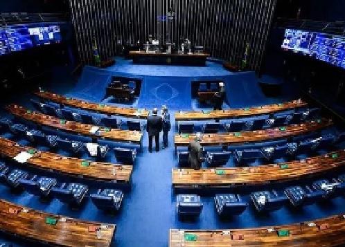 Senado aprova aposentadoria especial para agentes de saúde; proposta pode ir ao STF