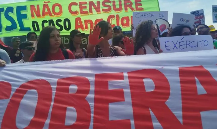 Caso Ana Clara: ativistas protestam no TSE contra decisão de Mendonça